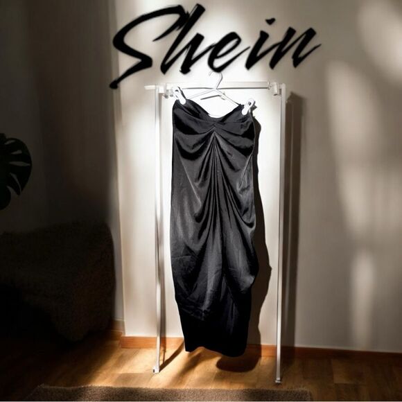 SHEIN Skirts l Black Satiny Hi-Lo Skirt l Zip Back l Side Slit l 2X l EUC - Picture 9 of 9